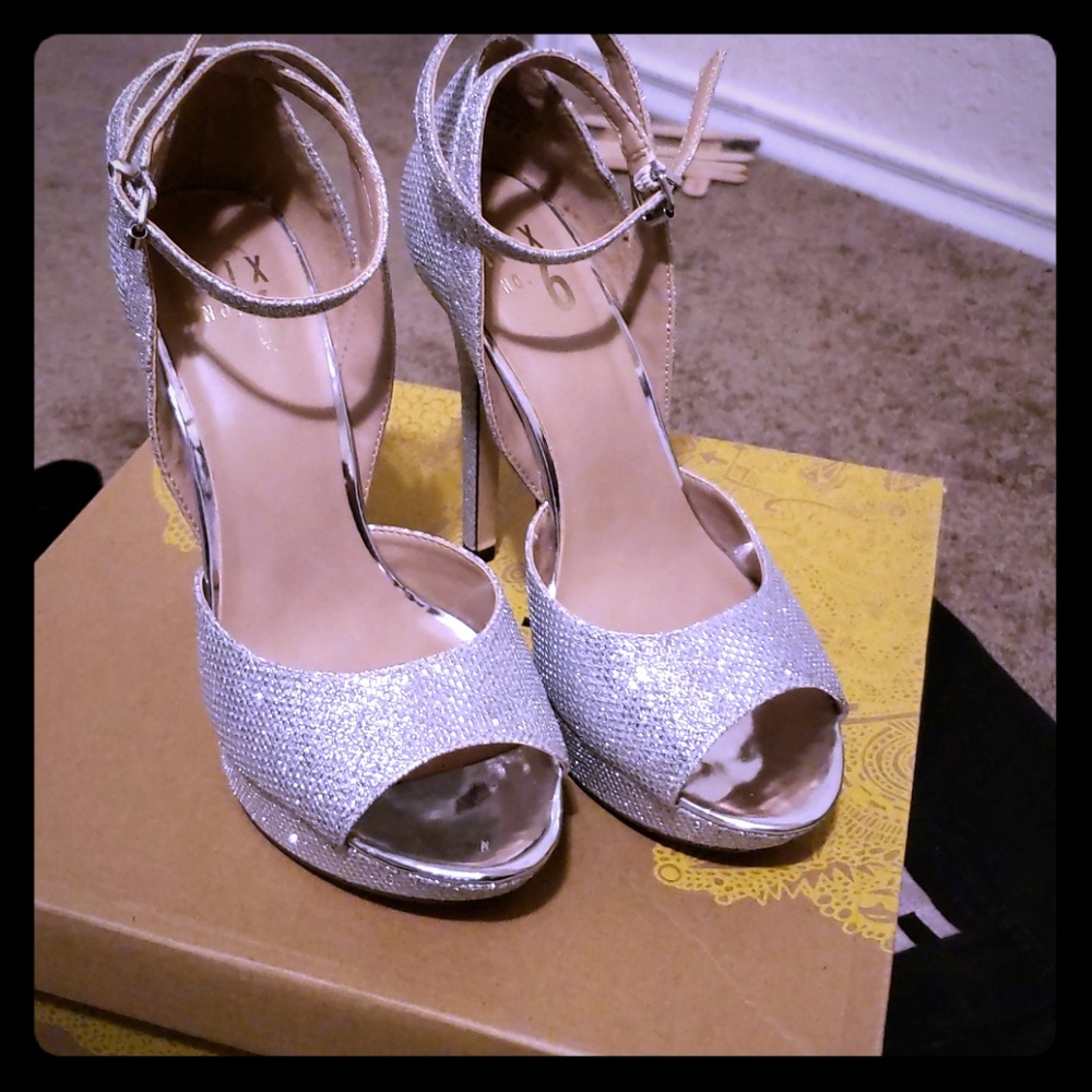No. 6 avina heels